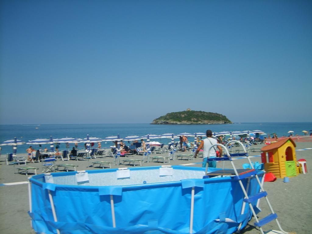 Hotel Cristina 디아망테 외부 사진